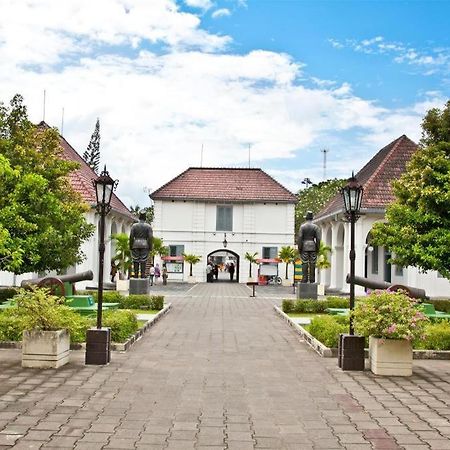 Happy Family Hotel Yogyakarta Exteriör bild